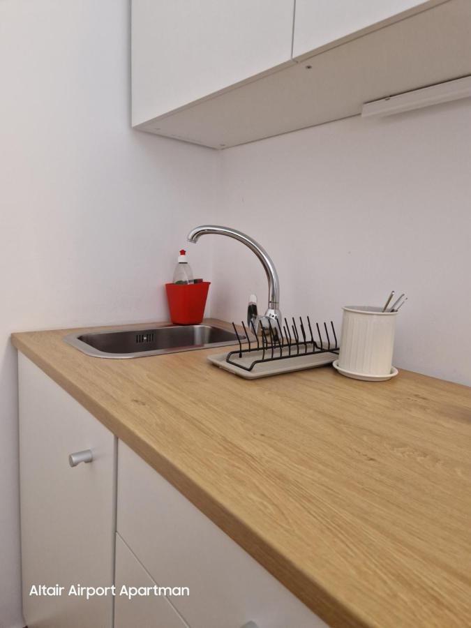 Altair Airport Apartman Vecsés Eksteriør billede